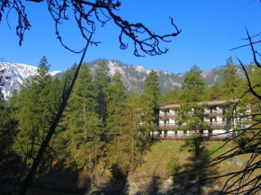 Отель Alpine Rivers Inn, Ливенворт